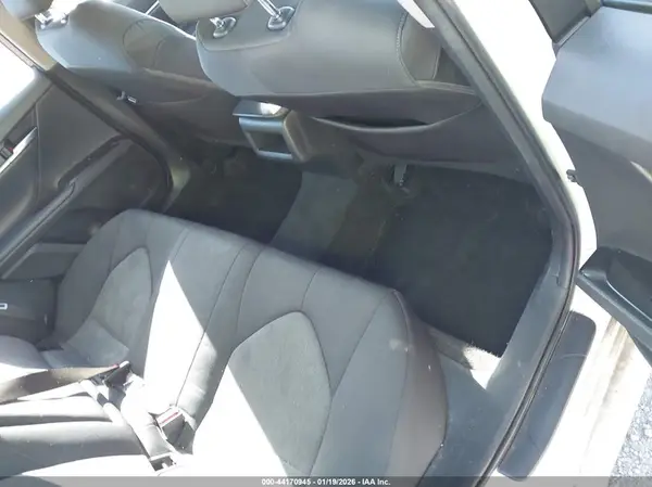 4T1B11HK4JU077624 2018 TOYOTA CAMRY - Image 8