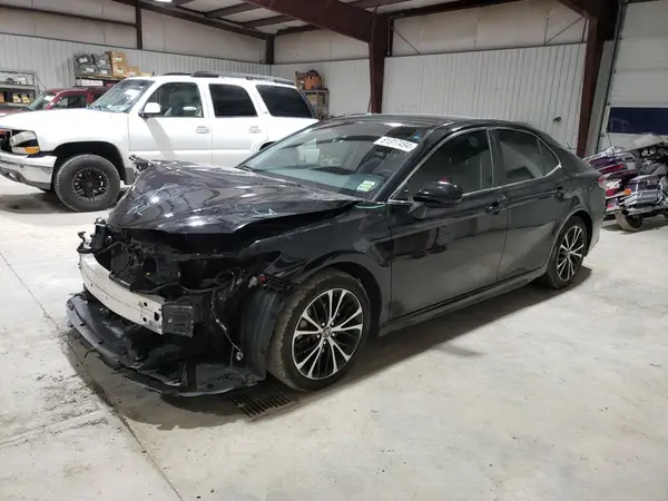 4T1B11HK4JU081530 2018 TOYOTA CAMRY - Image 1