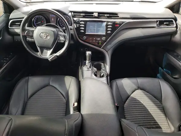 4T1B11HK4JU085304 2018 TOYOTA CAMRY - Image 8