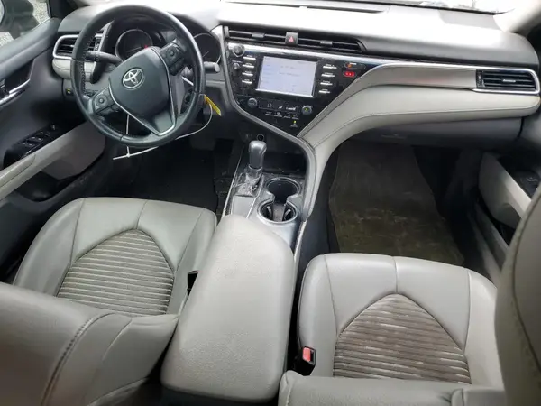 4T1B11HK4JU085559 2018 TOYOTA CAMRY - Image 8
