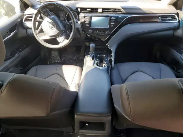 4T1B11HK4JU087697 2018 TOYOTA CAMRY - Image 8