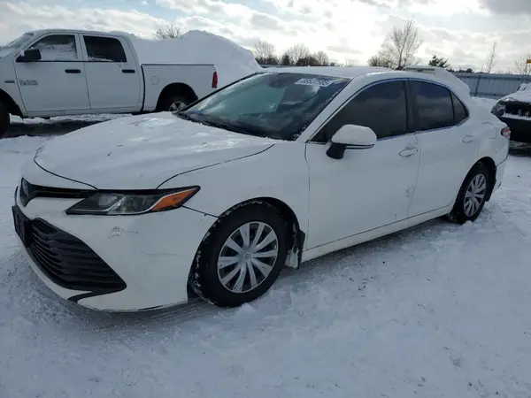 4T1B11HK4JU089501 2018 TOYOTA CAMRY - Image 1