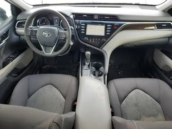 4T1B11HK4JU089501 2018 TOYOTA CAMRY - Image 8