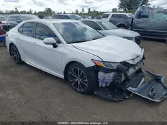 4T1B11HK4JU092110 2018 TOYOTA CAMRY