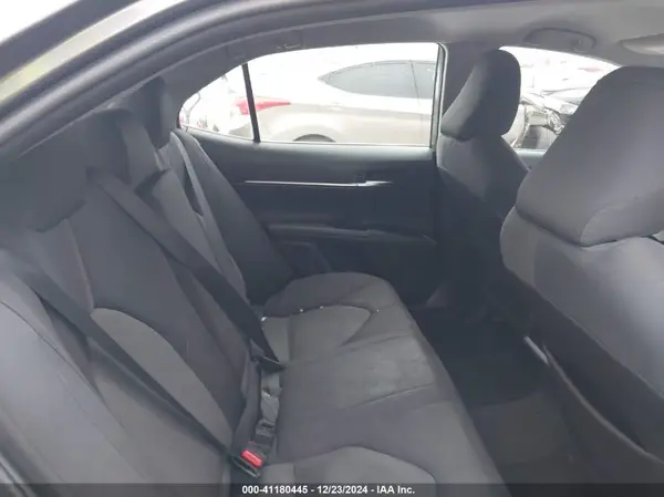 4T1B11HK4JU092589 2018 TOYOTA CAMRY - Image 8