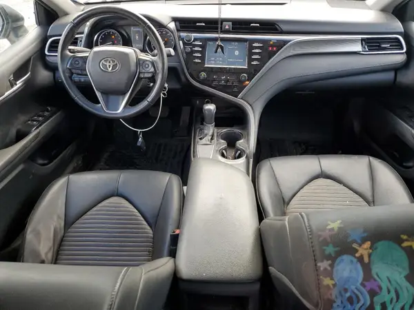 4T1B11HK4JU097016 2018 TOYOTA CAMRY - Image 8