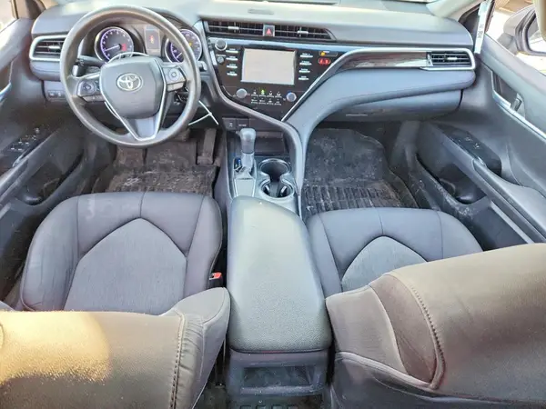 4T1B11HK4JU098196 2018 TOYOTA CAMRY - Image 8