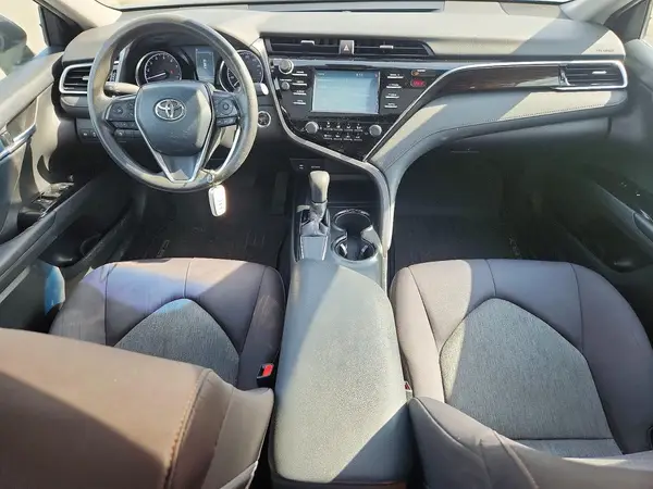 4T1B11HK4JU107477 2018 TOYOTA CAMRY - Image 8