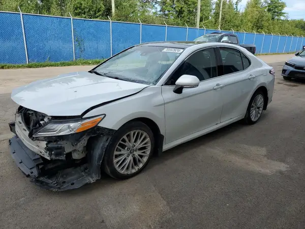 4T1B11HK4JU108077 2018 TOYOTA CAMRY - Image 1