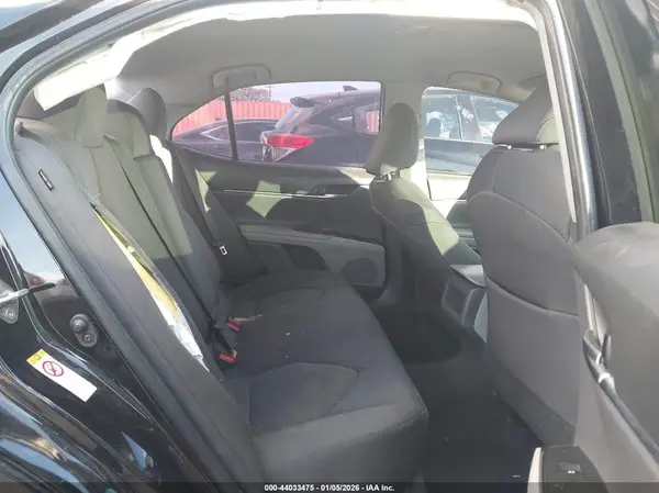 4T1B11HK4JU112694 2018 TOYOTA CAMRY - Image 8