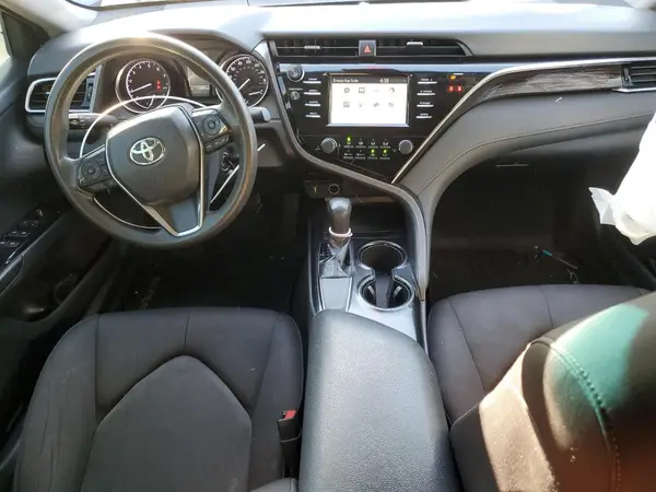 4T1B11HK4JU112808 2018 TOYOTA CAMRY - Image 8