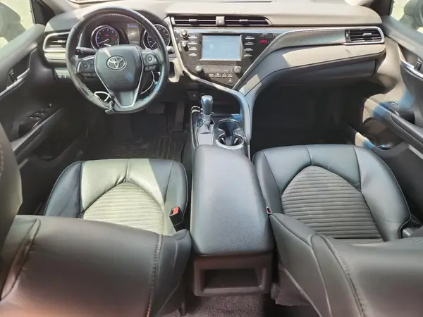 4T1B11HK4JU112856 2018 TOYOTA CAMRY - Image 8