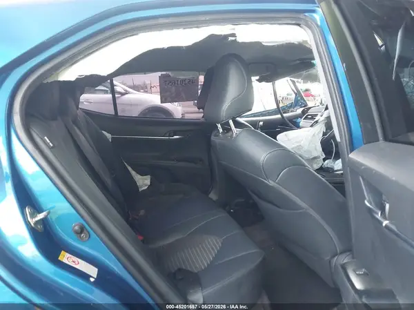 4T1B11HK4JU115031 2018 TOYOTA CAMRY - Image 8