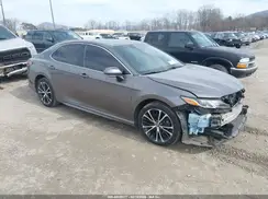 4T1B11HK4JU118818 2018 TOYOTA CAMRY