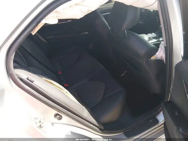 4T1B11HK4JU119032 2018 TOYOTA CAMRY - Image 8