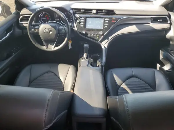 4T1B11HK4JU123114 2018 TOYOTA CAMRY - Image 8