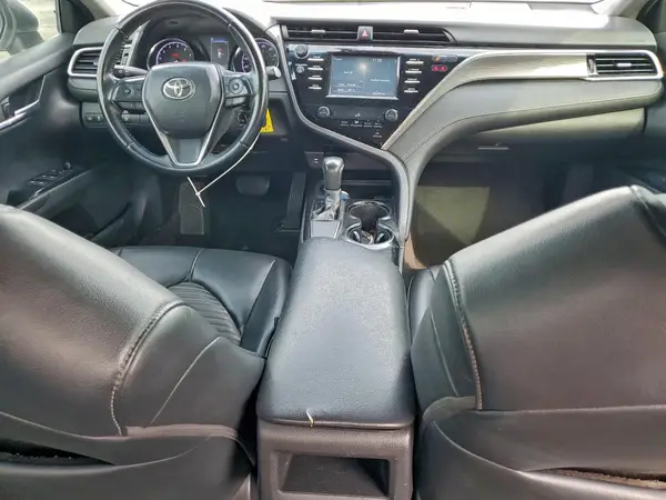 4T1B11HK4JU124263 2018 TOYOTA CAMRY - Image 8