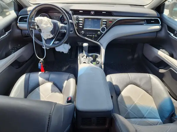 4T1B11HK4JU126059 2018 TOYOTA CAMRY - Image 8