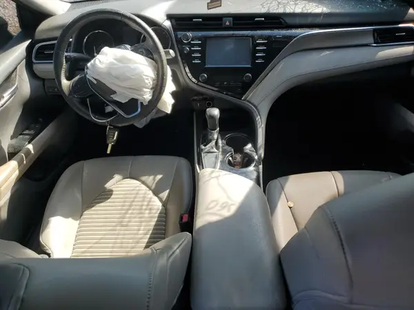 4T1B11HK4JU134520 2018 TOYOTA CAMRY - Image 8