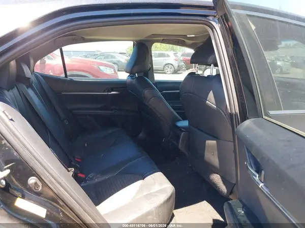 4T1B11HK4JU134825 2018 TOYOTA CAMRY - Image 8