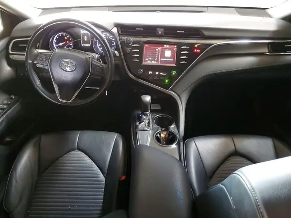 4T1B11HK4JU136946 2018 TOYOTA CAMRY - Image 8