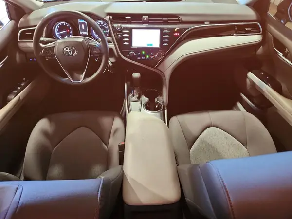 4T1B11HK4JU138034 2018 TOYOTA CAMRY - Image 8