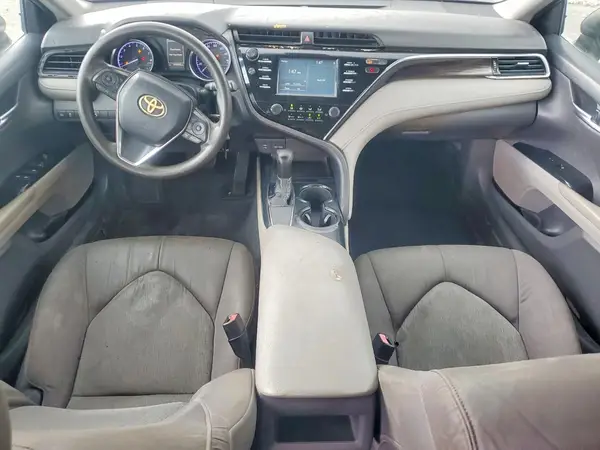 4T1B11HK4JU141399 2018 TOYOTA CAMRY - Image 8