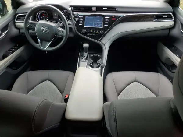 4T1B11HK4JU144738 2018 TOYOTA CAMRY - Image 8