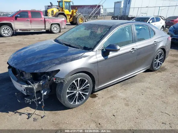 4T1B11HK4JU148871 2018 TOYOTA CAMRY - Image 2