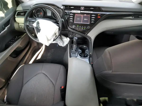 4T1B11HK4JU150040 2018 TOYOTA CAMRY - Image 8