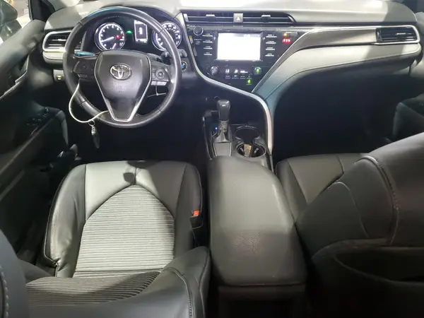 4T1B11HK4JU153570 2018 TOYOTA CAMRY - Image 8