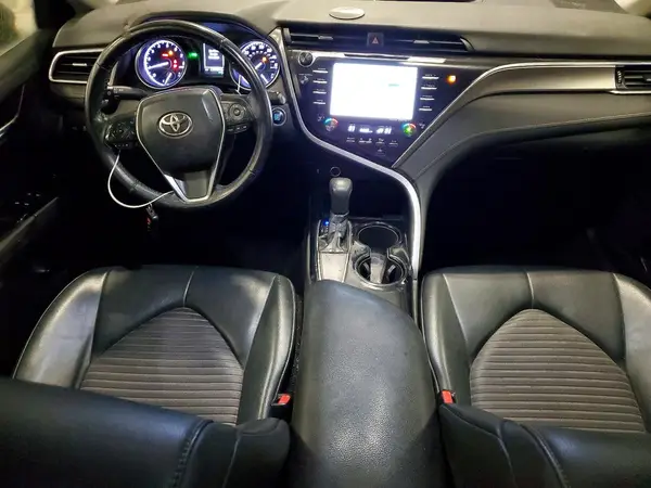 4T1B11HK4JU154654 2018 TOYOTA CAMRY - Image 8