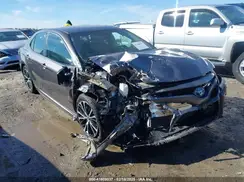 4T1B11HK4JU157523 2018 TOYOTA CAMRY
