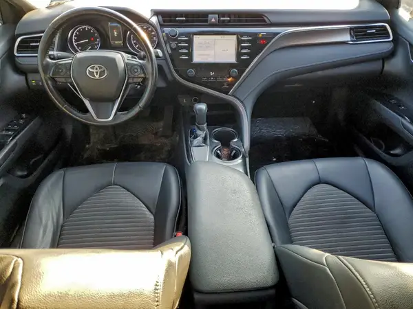 4T1B11HK4JU505269 2018 TOYOTA CAMRY - Image 8
