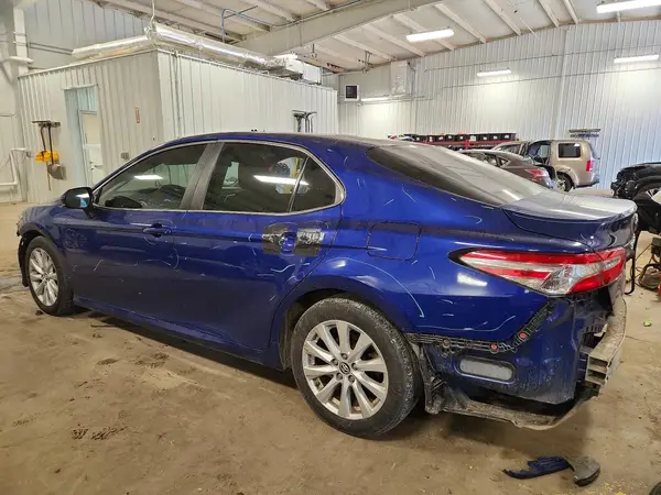 4T1B11HK4JU508396 2018 TOYOTA CAMRY - Image 2
