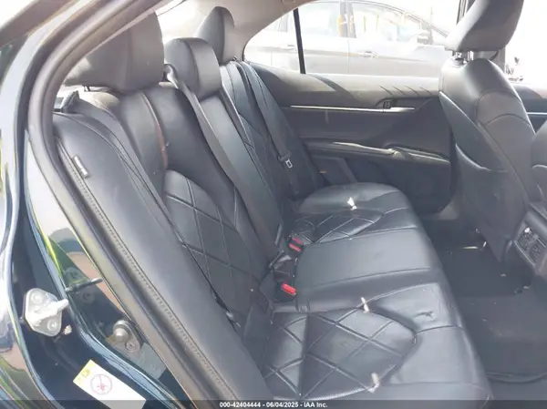 4T1B11HK4JU511167 2018 TOYOTA CAMRY - Image 8