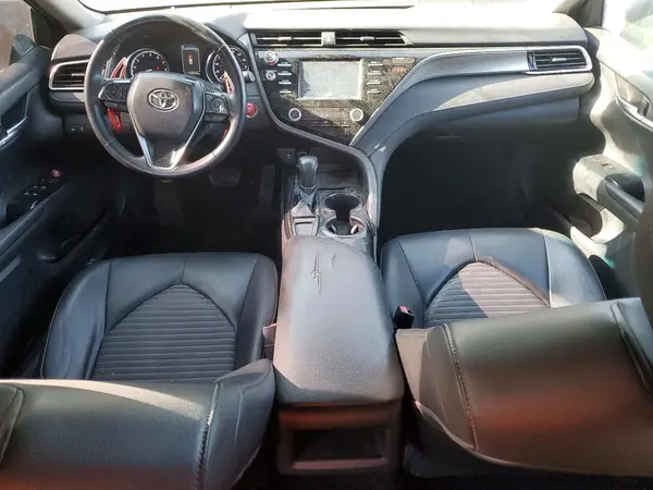 4T1B11HK4JU518913 2018 TOYOTA CAMRY - Image 8