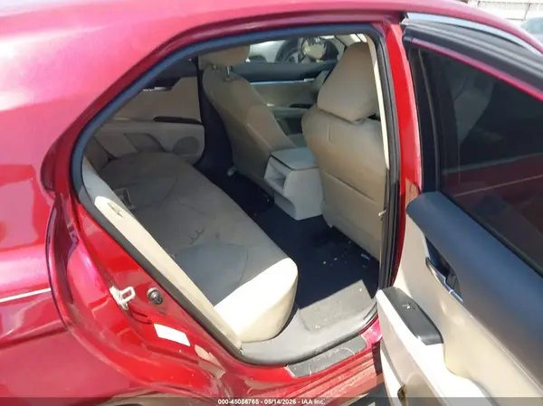 4T1B11HK4JU522976 2018 TOYOTA CAMRY - Image 8