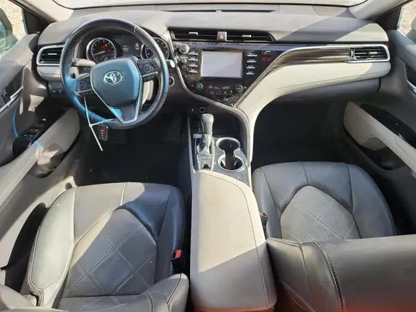4T1B11HK4JU525361 2018 TOYOTA CAMRY - Image 8
