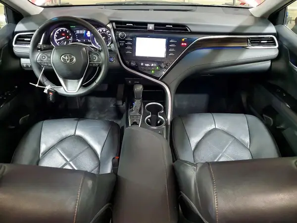 4T1B11HK4JU525974 2018 TOYOTA CAMRY - Image 8