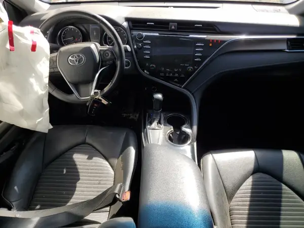 4T1B11HK4JU531712 2018 TOYOTA CAMRY - Image 8