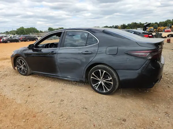 4T1B11HK4JU535758 2018 TOYOTA CAMRY - Image 2