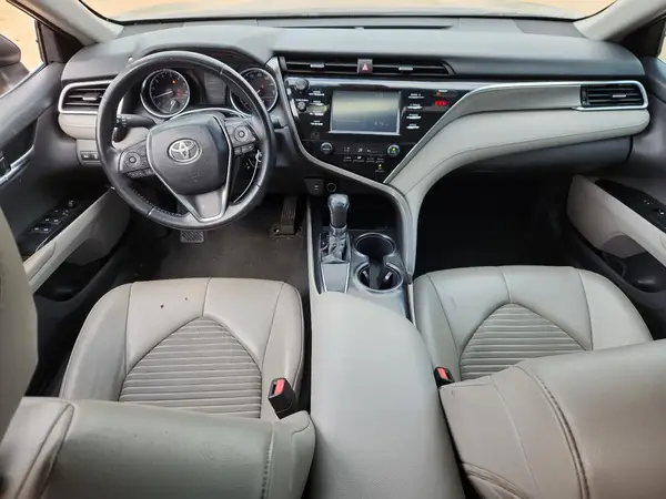 4T1B11HK4JU535758 2018 TOYOTA CAMRY - Image 8