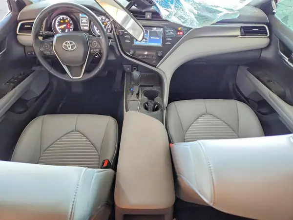 4T1B11HK4JU537395 2018 TOYOTA CAMRY - Image 8