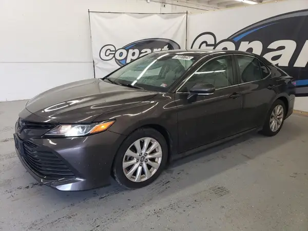 4T1B11HK4JU539194 2018 TOYOTA CAMRY - Image 1