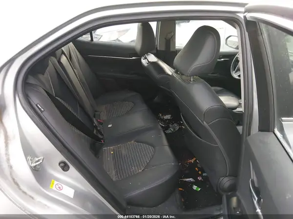 4T1B11HK4JU542726 2018 TOYOTA CAMRY - Image 8