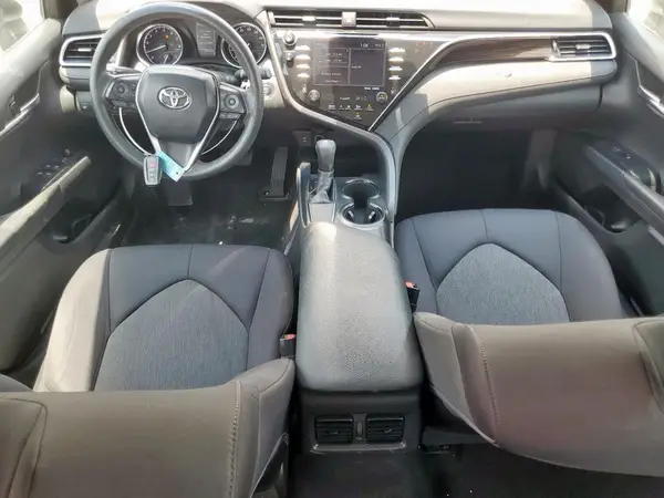4T1B11HK4JU548932 2018 TOYOTA CAMRY - Image 8