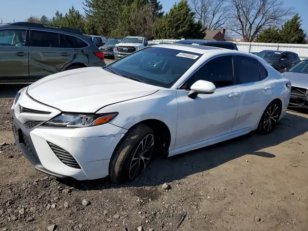 4T1B11HK4JU549191 2018 TOYOTA CAMRY - Image 1