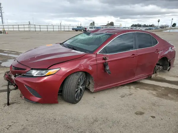 4T1B11HK4JU551104 2018 TOYOTA CAMRY - Image 1