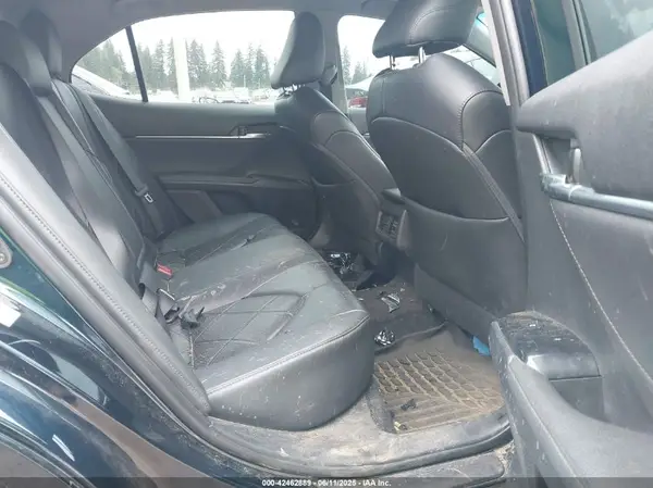 4T1B11HK4JU551202 2018 TOYOTA CAMRY - Image 8